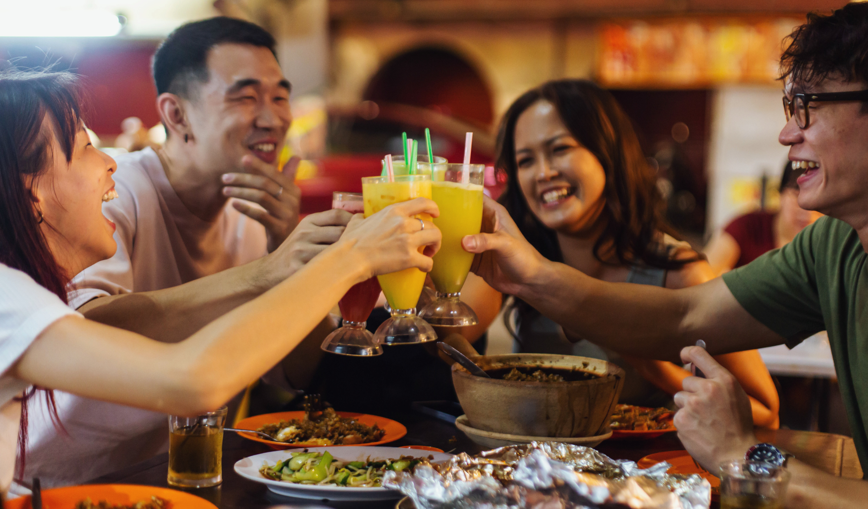malaysians enjoying annual leave